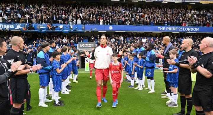 Should Arsenal have arranged a welcome for Liverpool? 1 Should Arsenal have arranged a welcome for Liverpool?