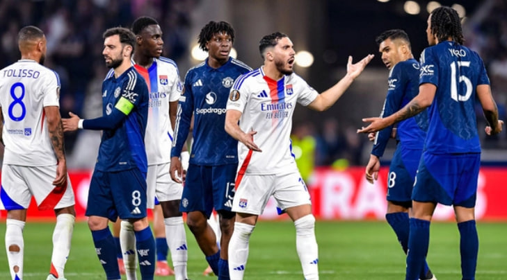 Manchester City plan to bring in three new players to bolster their offense 1 Manchester City