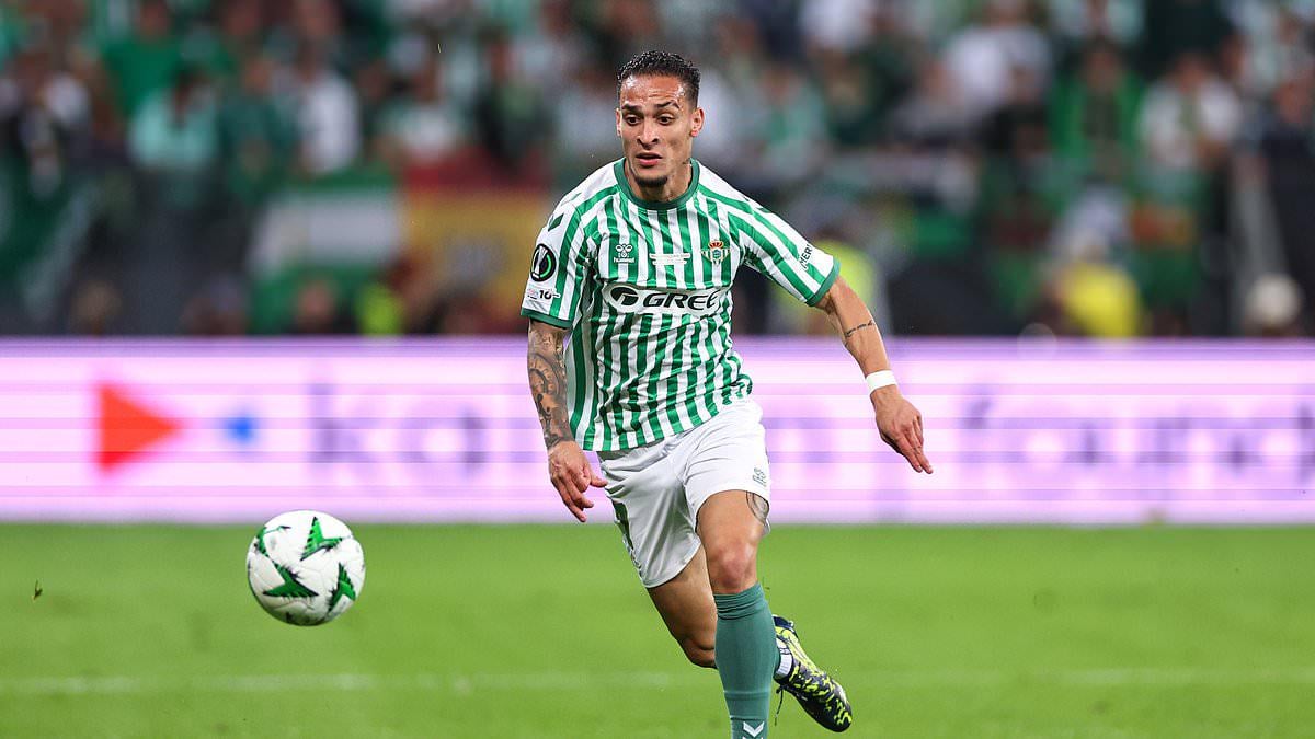 Manchester United planning to sell Anthony, Betis may not be able to afford it