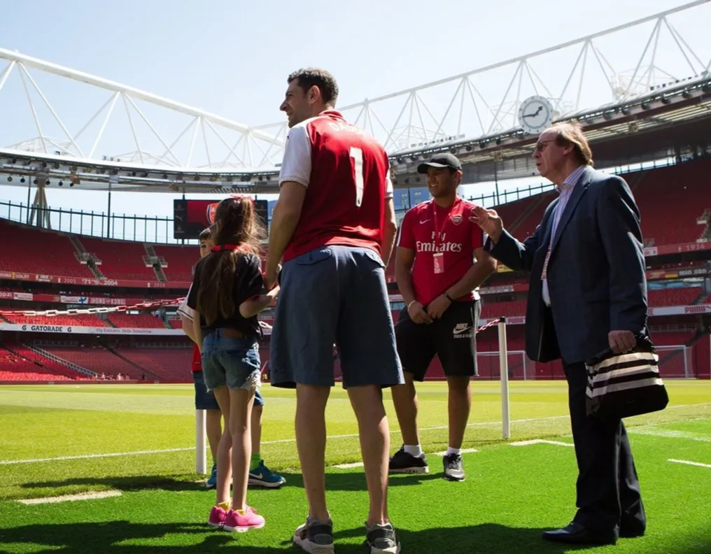 How to get Arsenal FC hospitality? (Best ways for matchday experience)