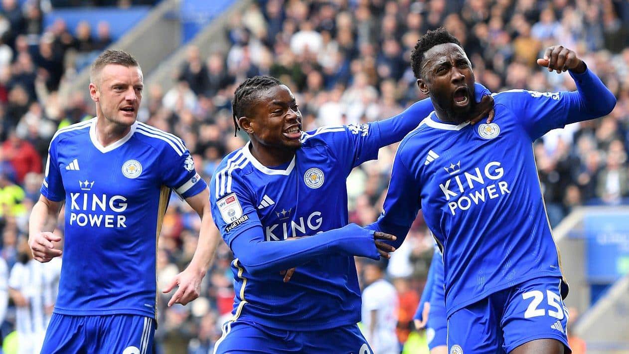 The Fall of Leicester City F.C. : From “Miracle” to Chaos