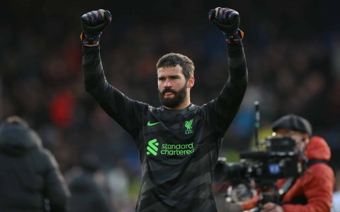 Fulham v Liverpool FC Starting XI: Confirmed Lineups and Squad News