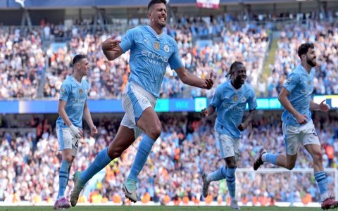 Best Premier League Club Locations on a Map: North vs South Explained