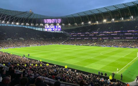 Who are Tottenham FC managers? (Full list and famous bosses revealed!)