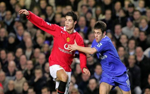 Best places to find Chelsea FC scarves top picks
