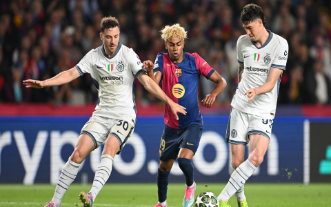 What is the history of Alavés vs FC Barcelona chronology? Key events explained easily.