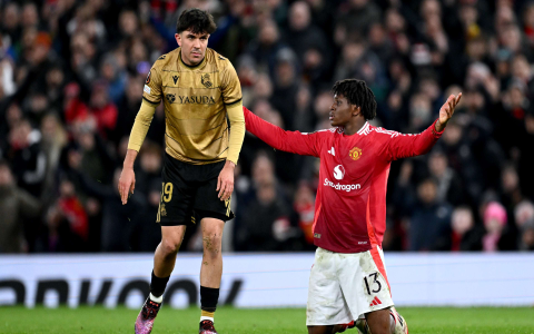 Learn Key Numbers Behind Everton versus Manchester United Fixtures